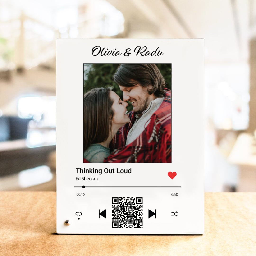 Ramă foto personalizată cu poză, nume și melodie cod QR