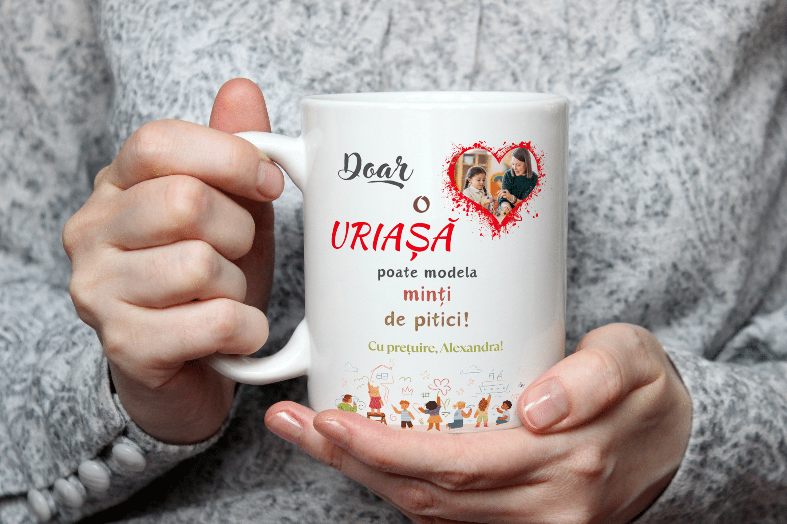 Cană pentru învățătoare personalizată cu numele copilului și poză – mesaj emoționant