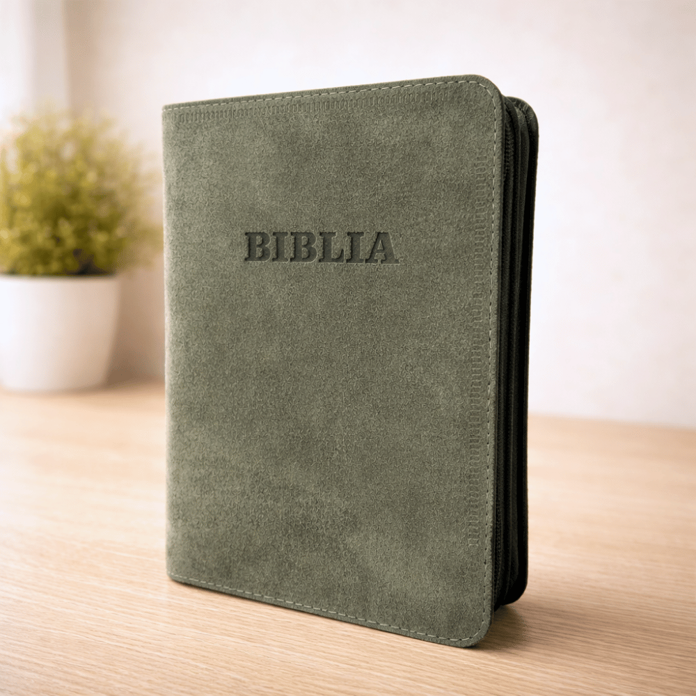 Biblie din piele, marime medie, maro, fermoar, index, margini aurii, cuv. lui Isus cu rosu [057 PFI]