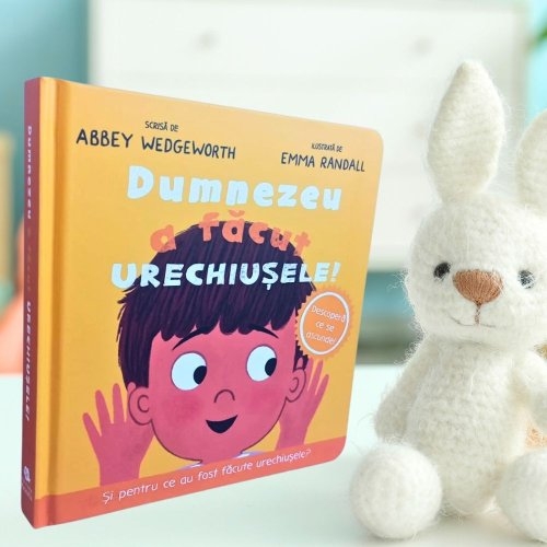 Dumnezeu a făcut urechiușele - Carte cartonată interactivă cu clapete