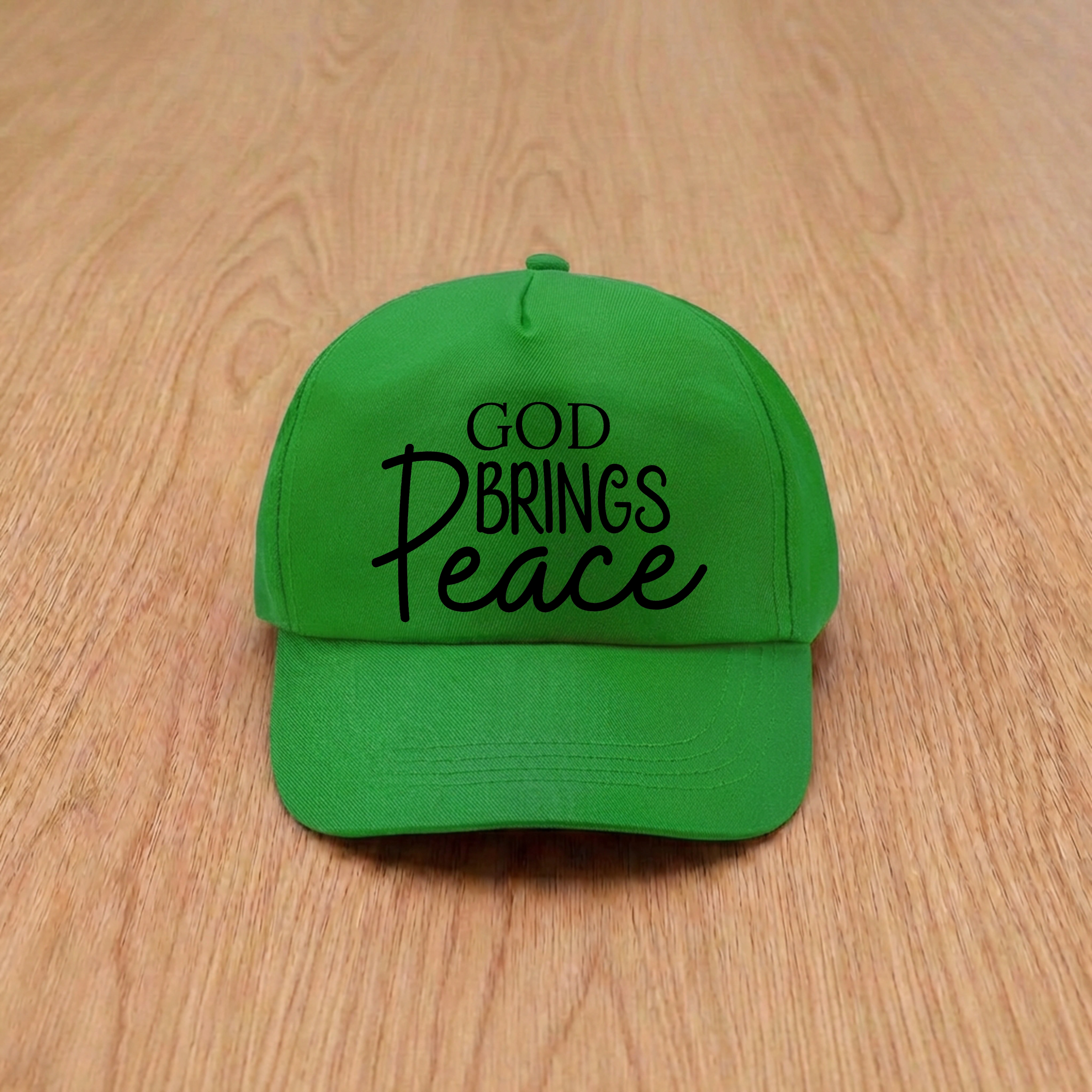 Sapca verde, mesaj in engleza - God brings peace