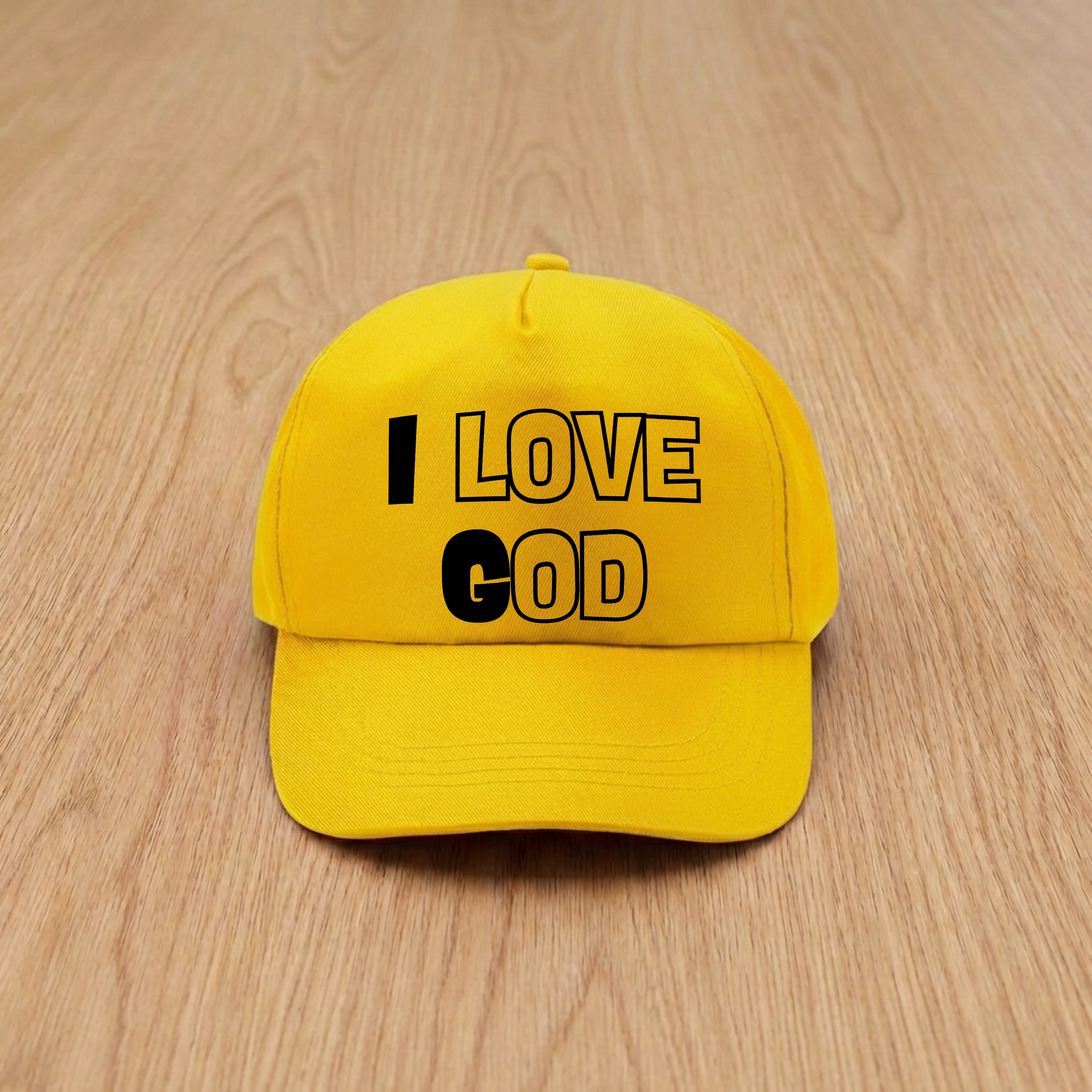 Sapca galbena, mesaj in engleza - I love God