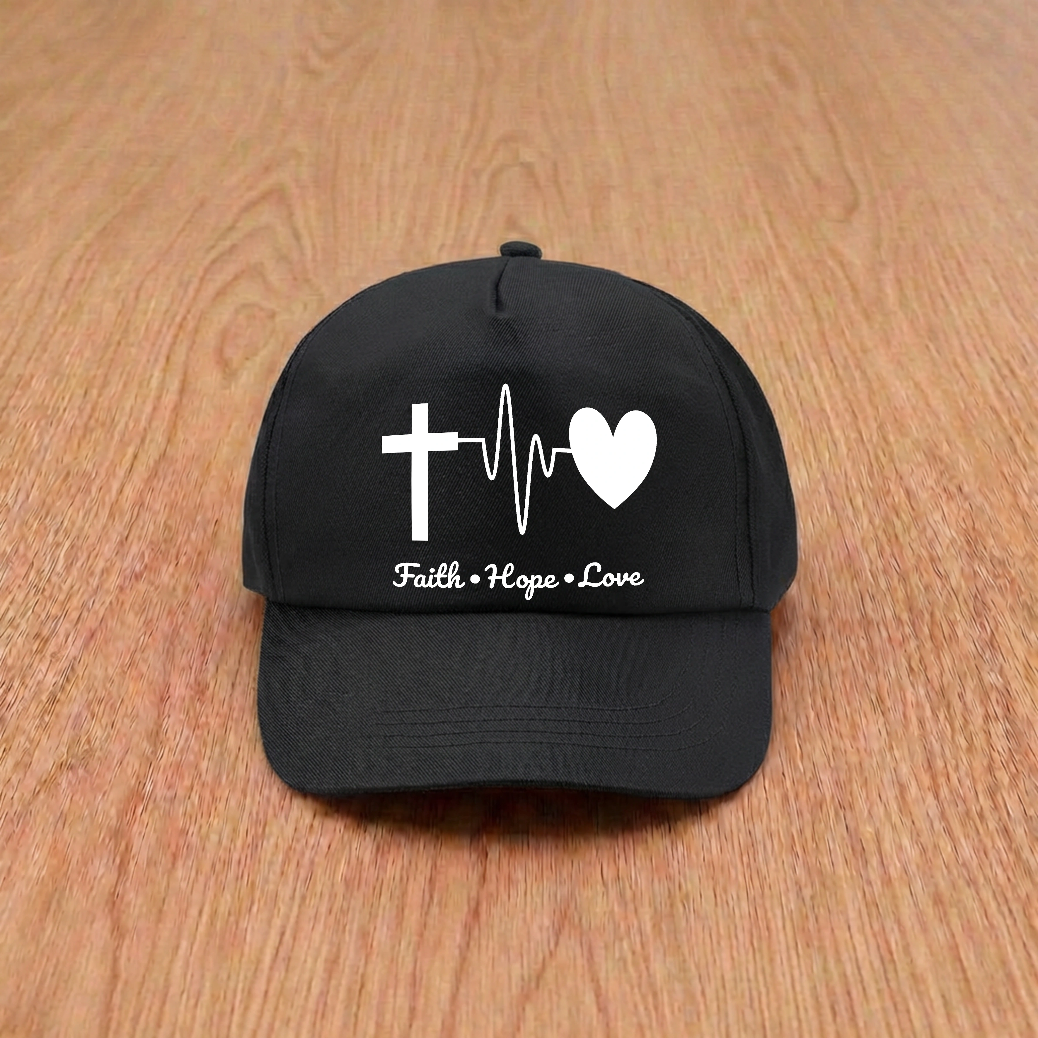 Sapca neagra, mesaj in engleza - Faith, Hope, Love